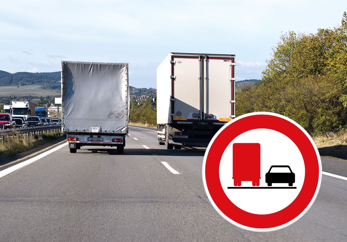 Spannende Lkw Uberholverbot Schild Fotos